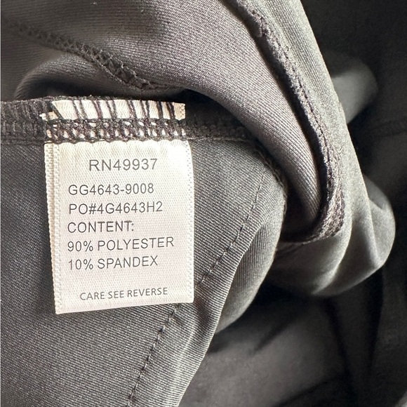 NWT Tail White Label Black Bermuda Mid Rise Stretch Golf Shorts UPF 50 Women’s 6 - Picture 9 of 9